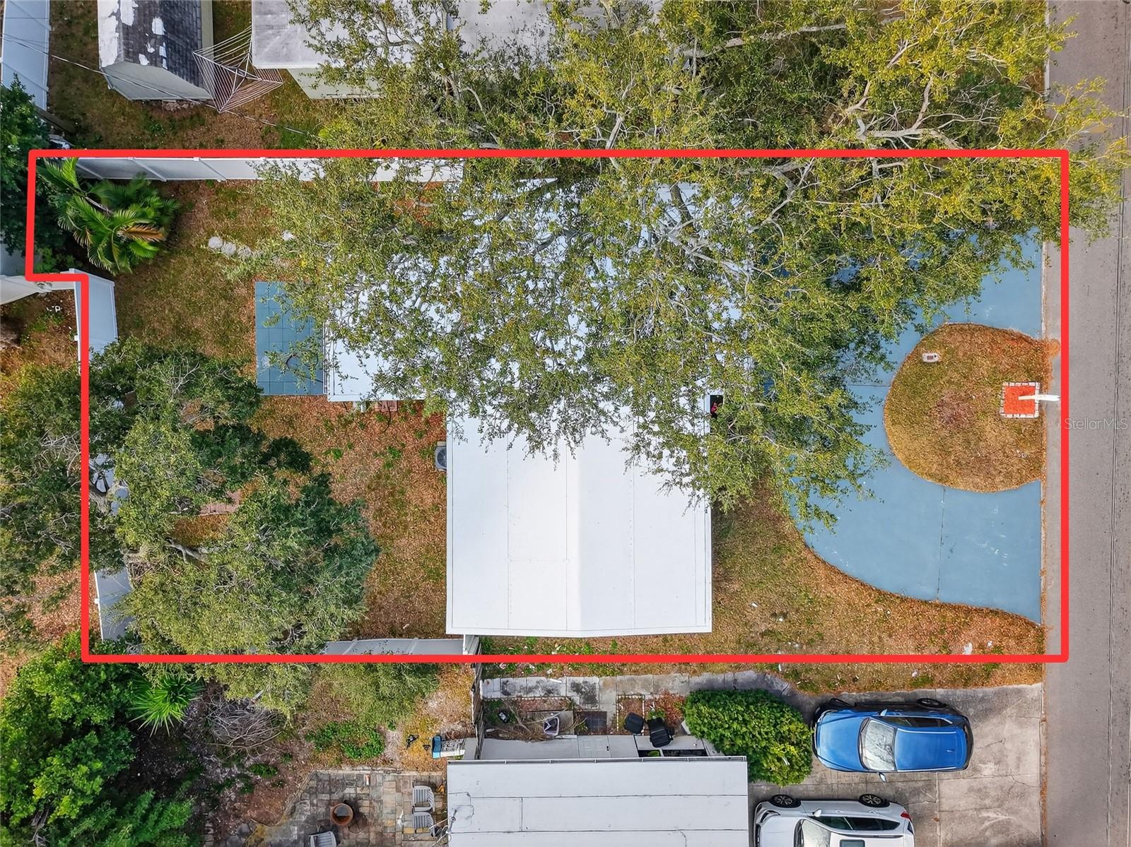 Listing photo id 1 for 10578 117th Drive