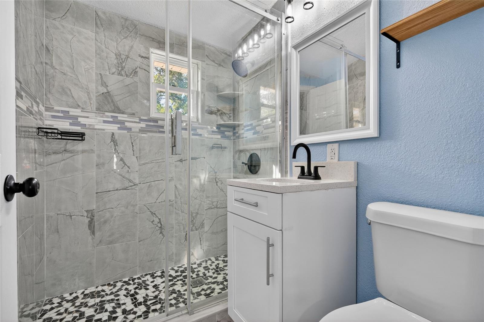 Listing photo id 33 for 10578 117th Drive