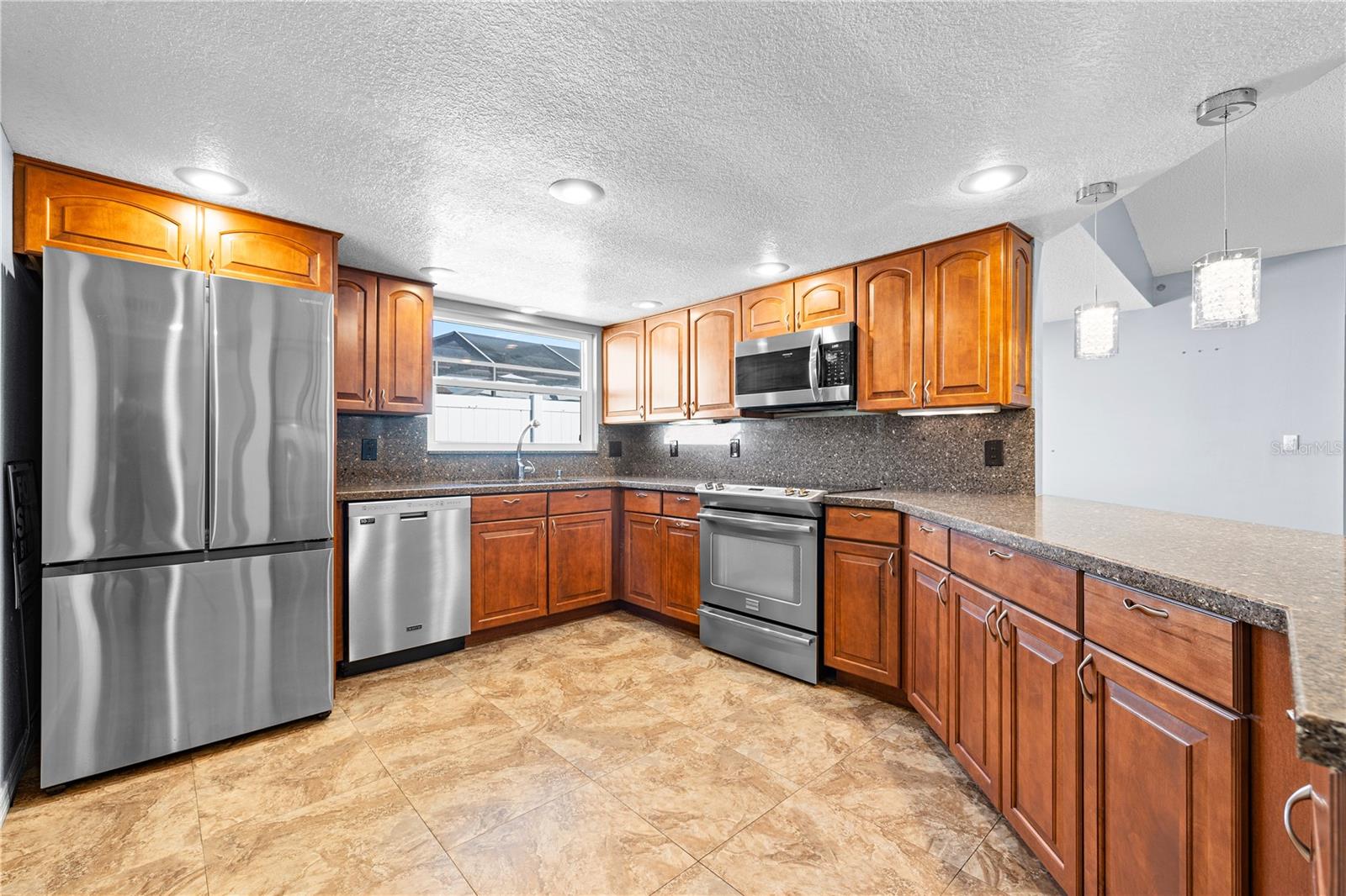 Image 12 of 37 For 9407 Laura Anne Drive