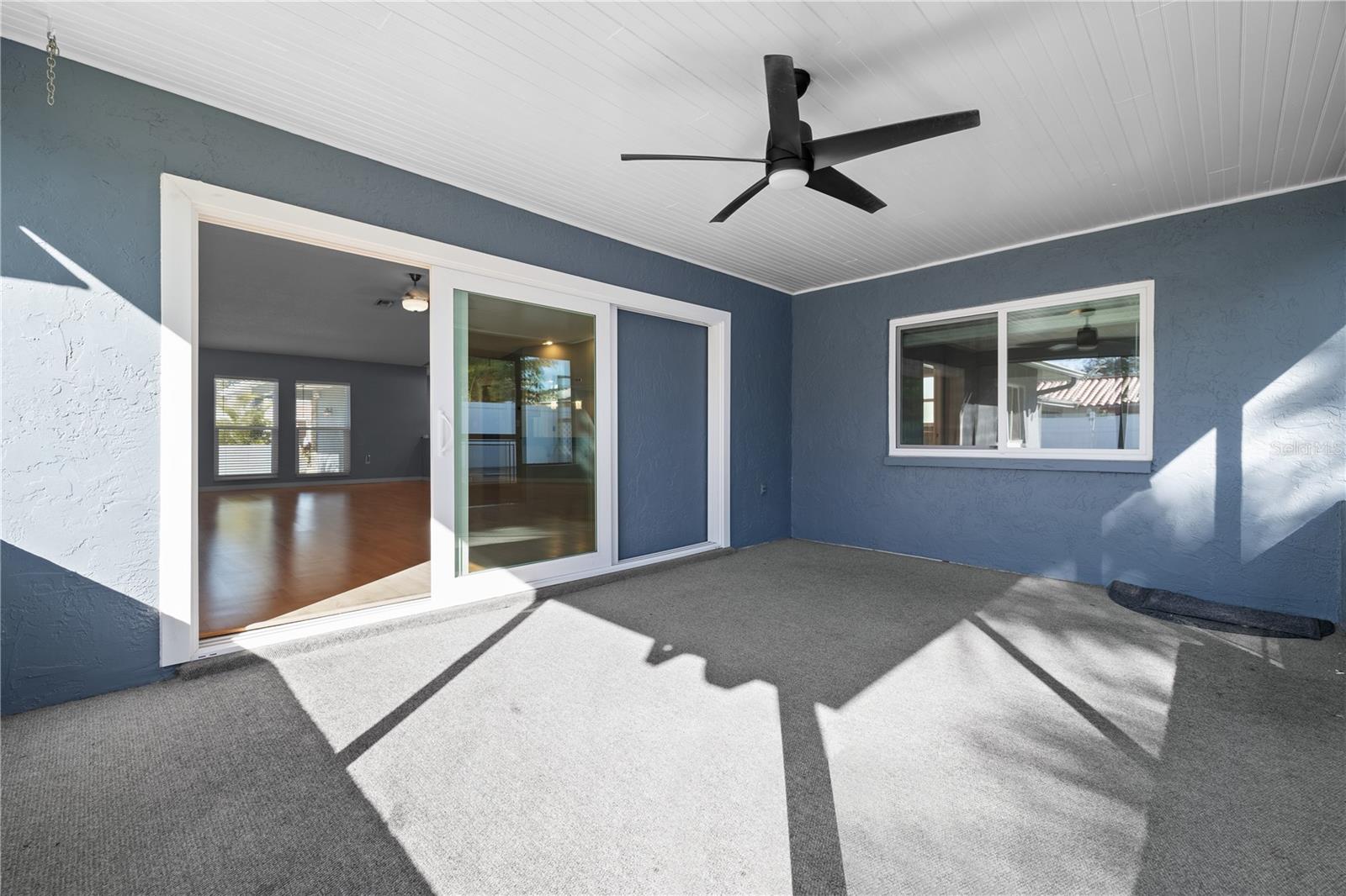 Image 27 of 37 For 9407 Laura Anne Drive