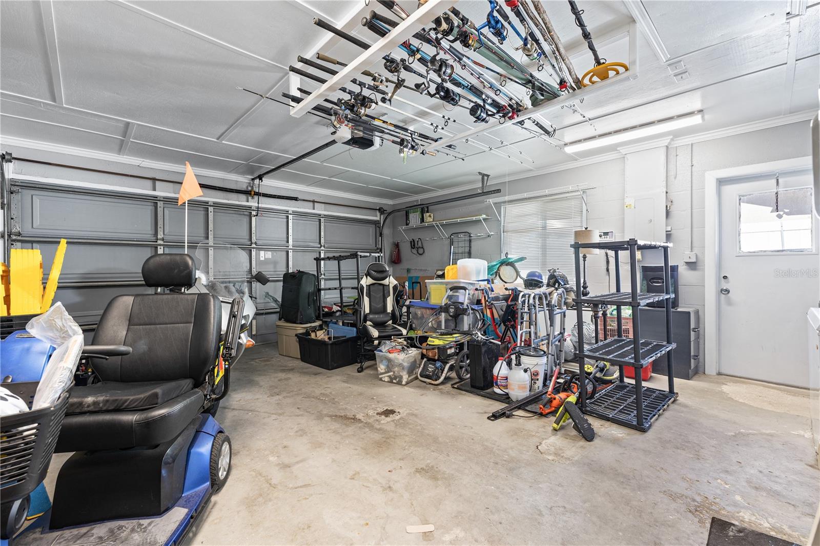 Image 33 of 37 For 9407 Laura Anne Drive