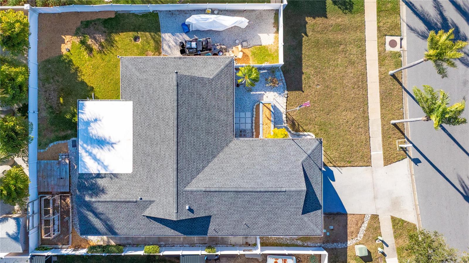 Image 34 of 37 For 9407 Laura Anne Drive