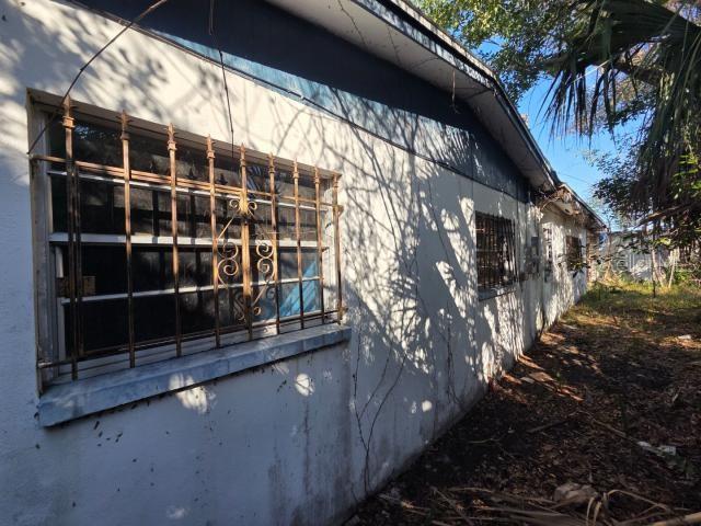 Image 5 of 30 For 1301 Baker Drive