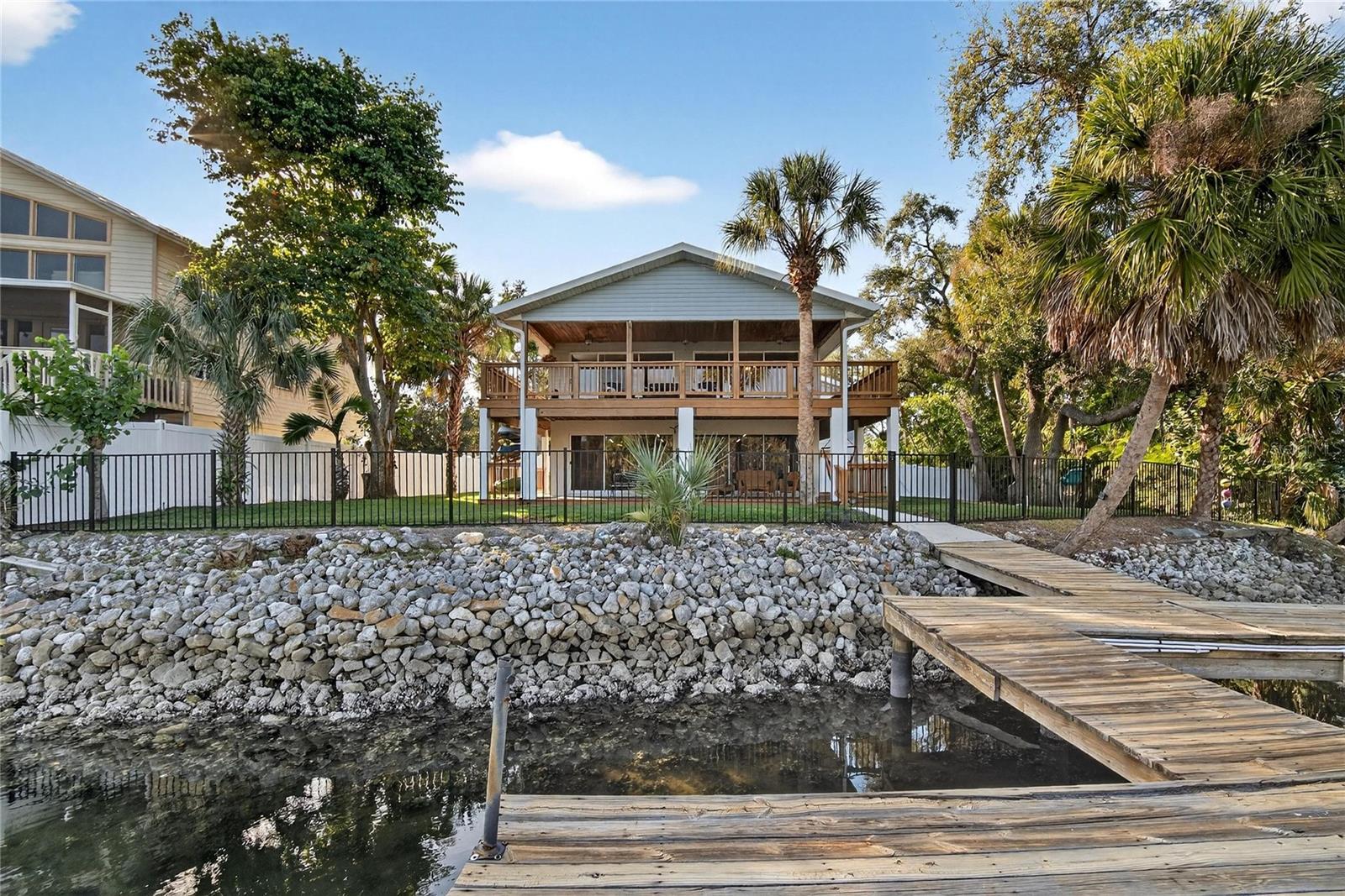 Image 18 of 79 For 9402 Oak Street