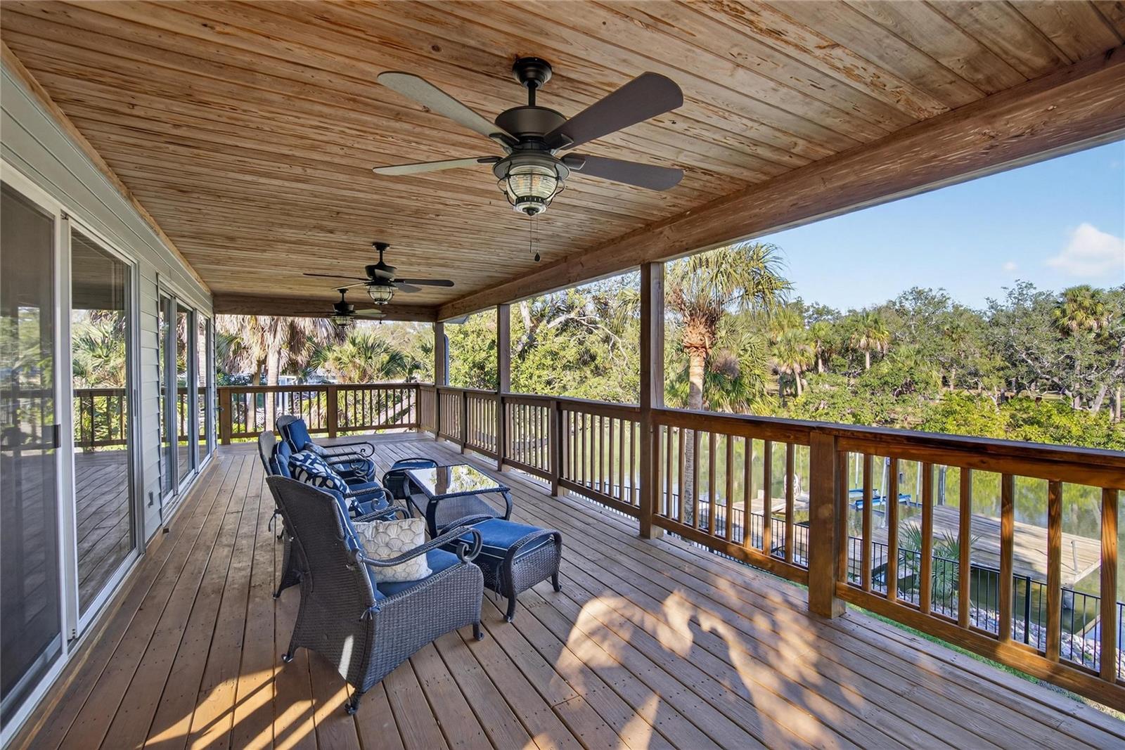 Image 23 of 79 For 9402 Oak Street