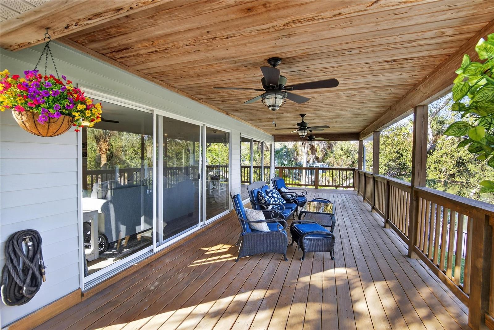 Image 25 of 79 For 9402 Oak Street