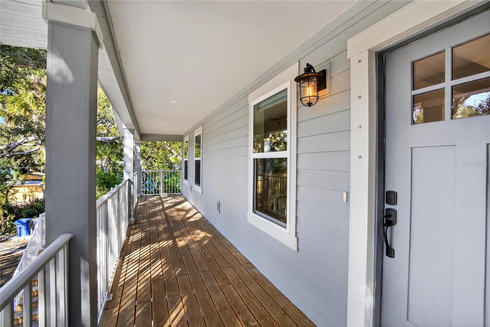 Image 26 of 79 For 9402 Oak Street