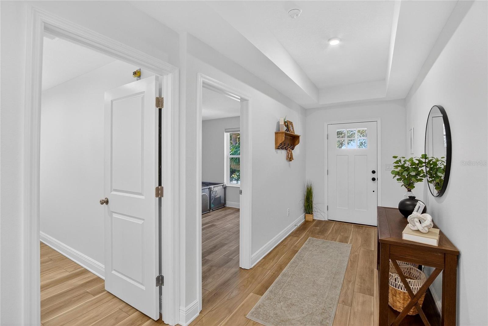 Image 28 of 79 For 9402 Oak Street