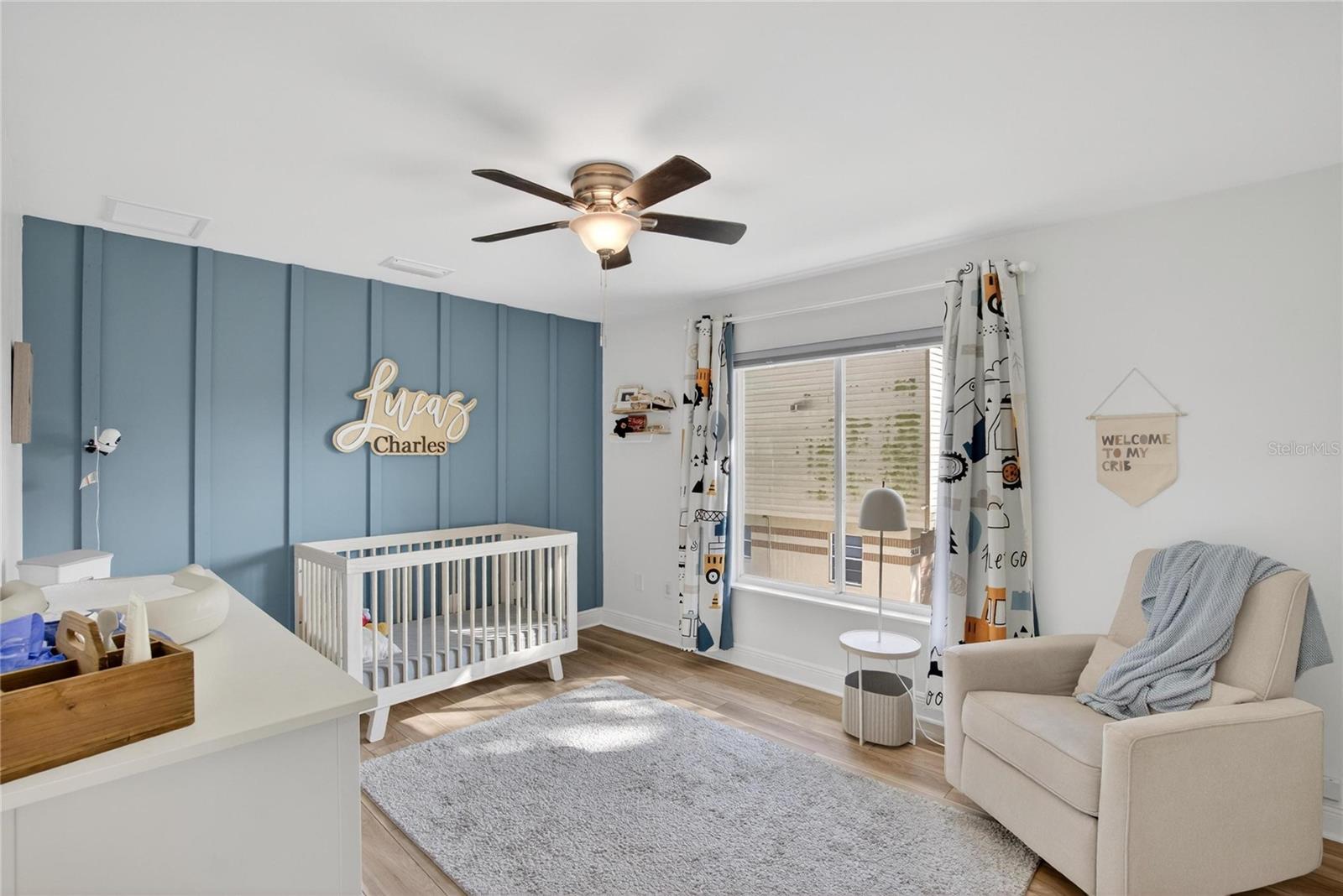 Image 37 of 79 For 9402 Oak Street