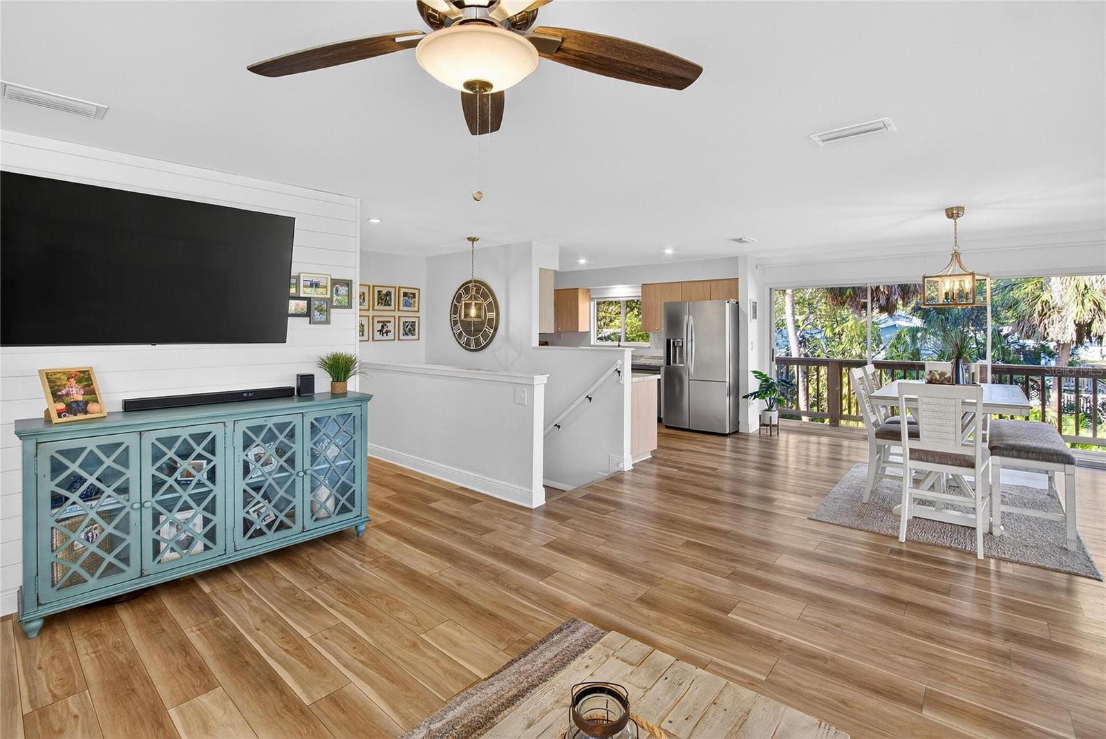 Image 51 of 79 For 9402 Oak Street