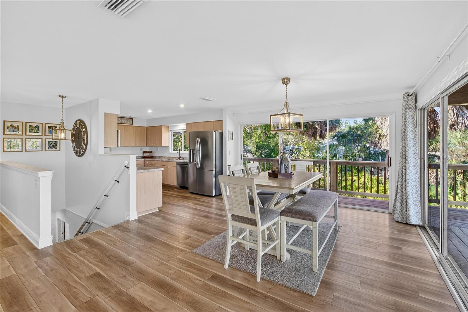 Image 54 of 79 For 9402 Oak Street