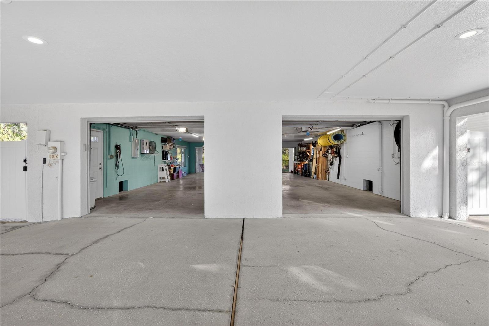 Image 68 of 79 For 9402 Oak Street