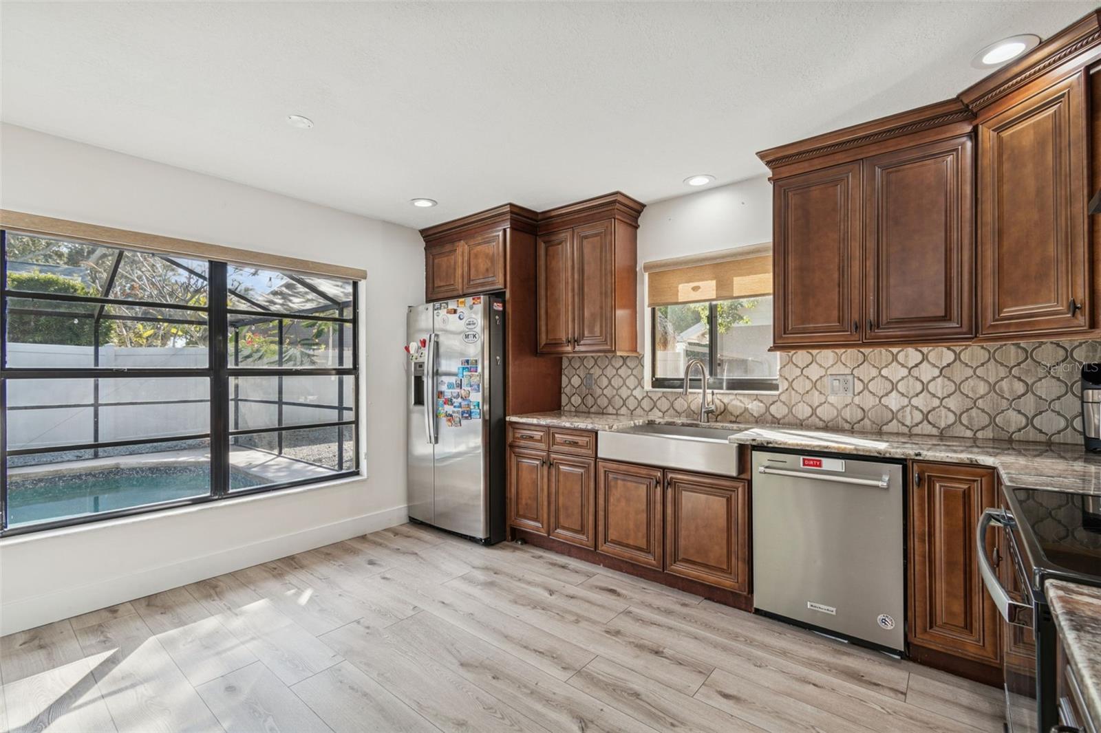 Image 10 of 35 For 15007 Redcliff Drive