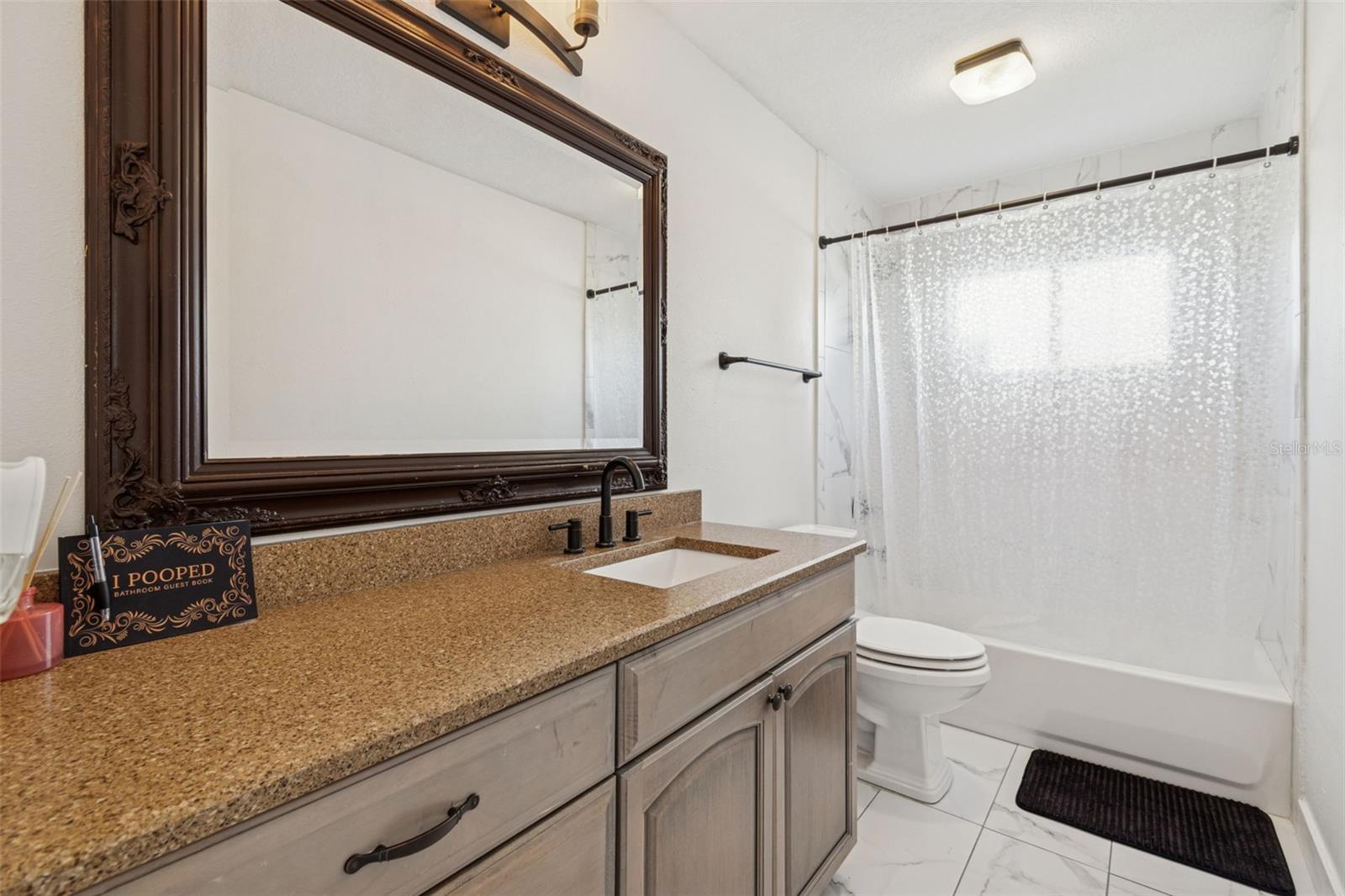 Image 20 of 35 For 15007 Redcliff Drive