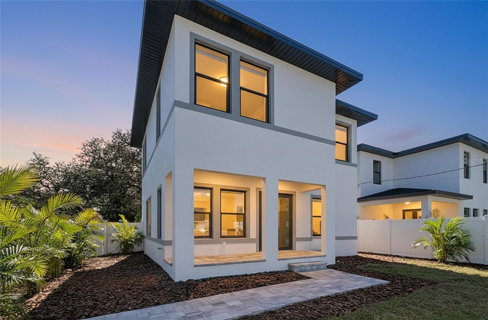 Image 2 of 81 For 4601 Queensboro Avenue S