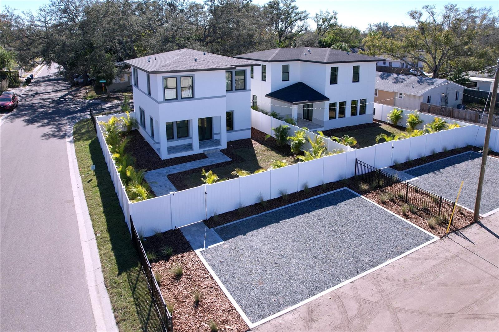 Image 3 of 81 For 4601 Queensboro Avenue S