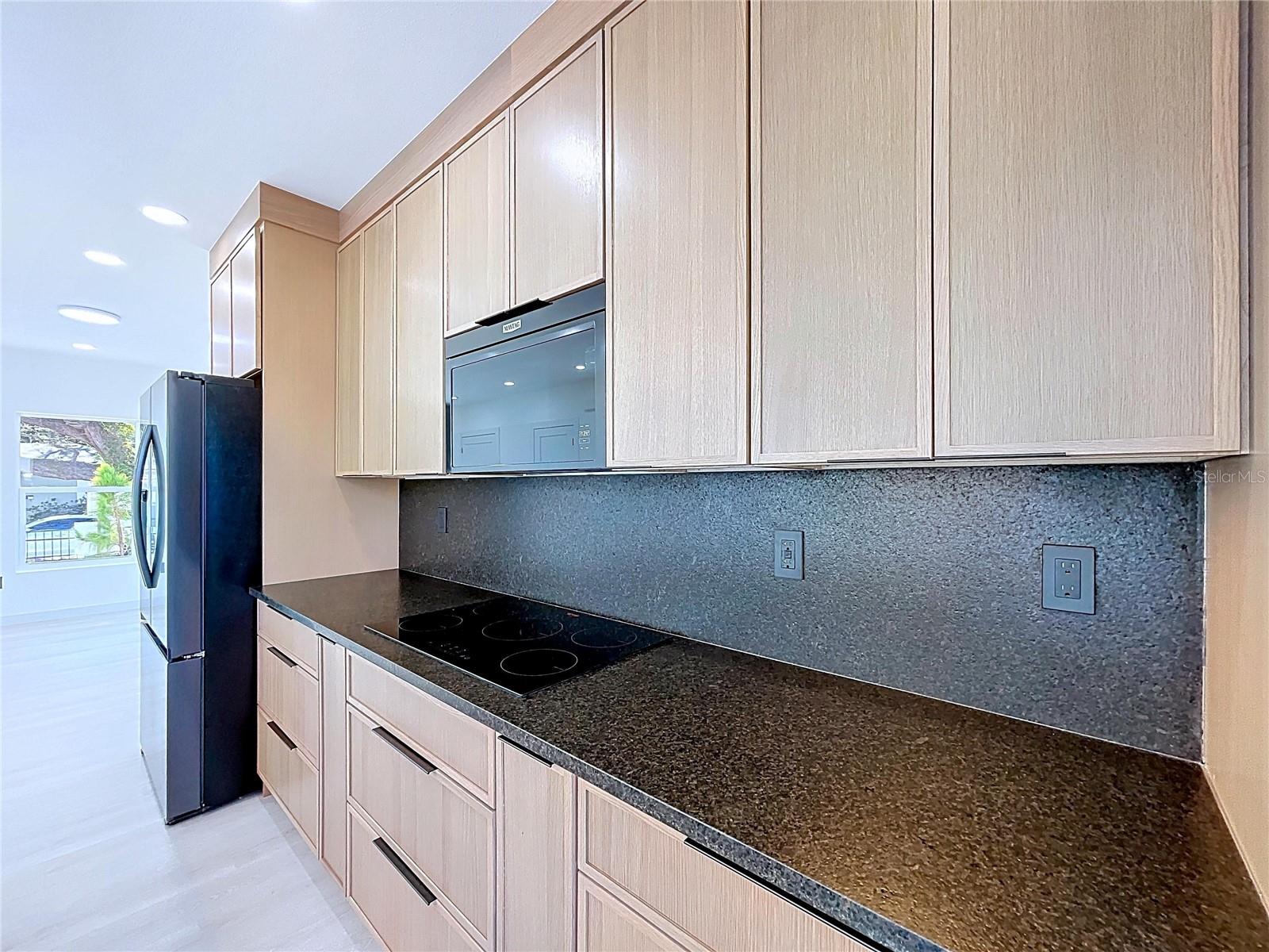 Image 30 of 81 For 4601 Queensboro Avenue S