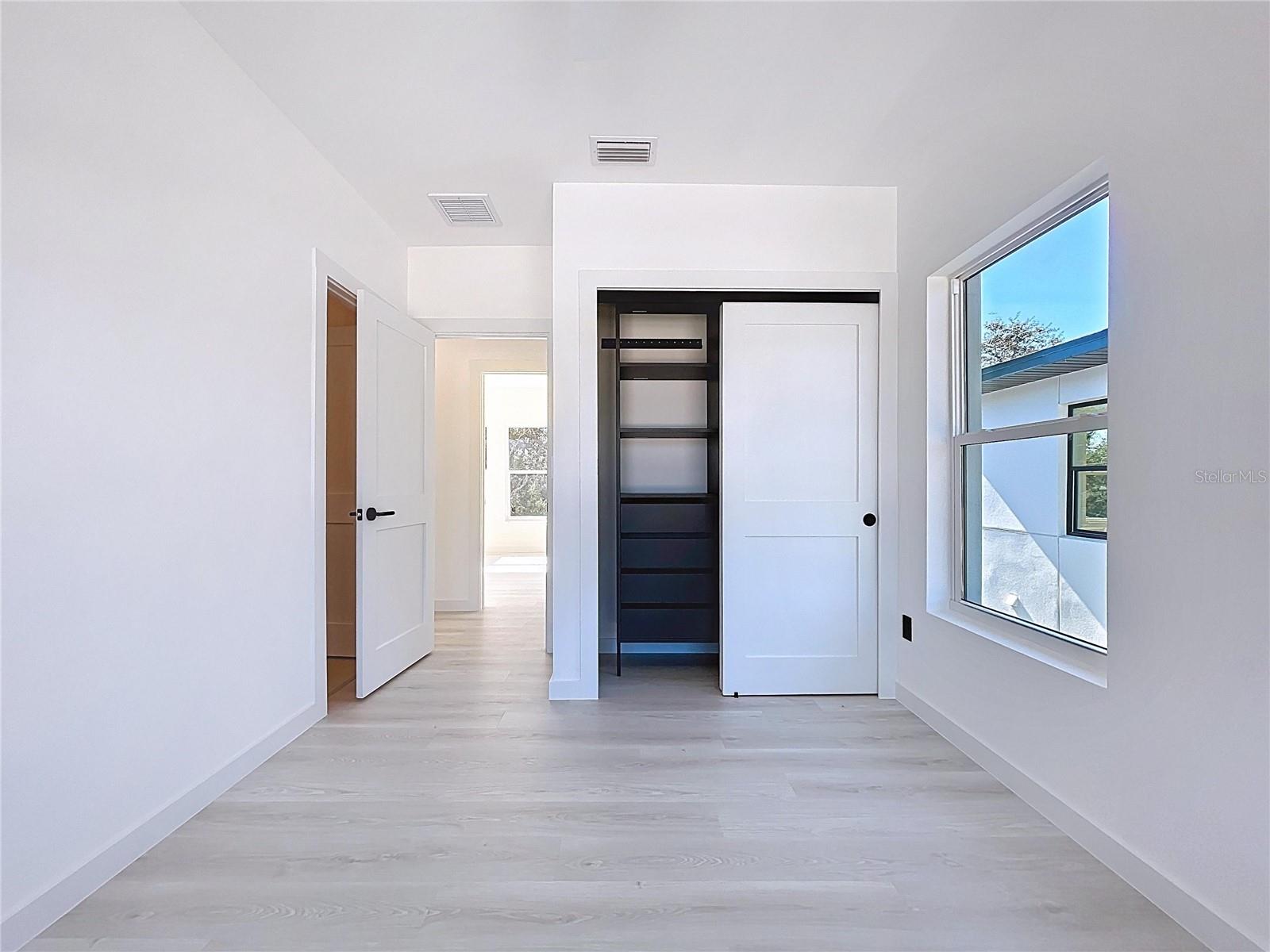 Image 49 of 81 For 4601 Queensboro Avenue S