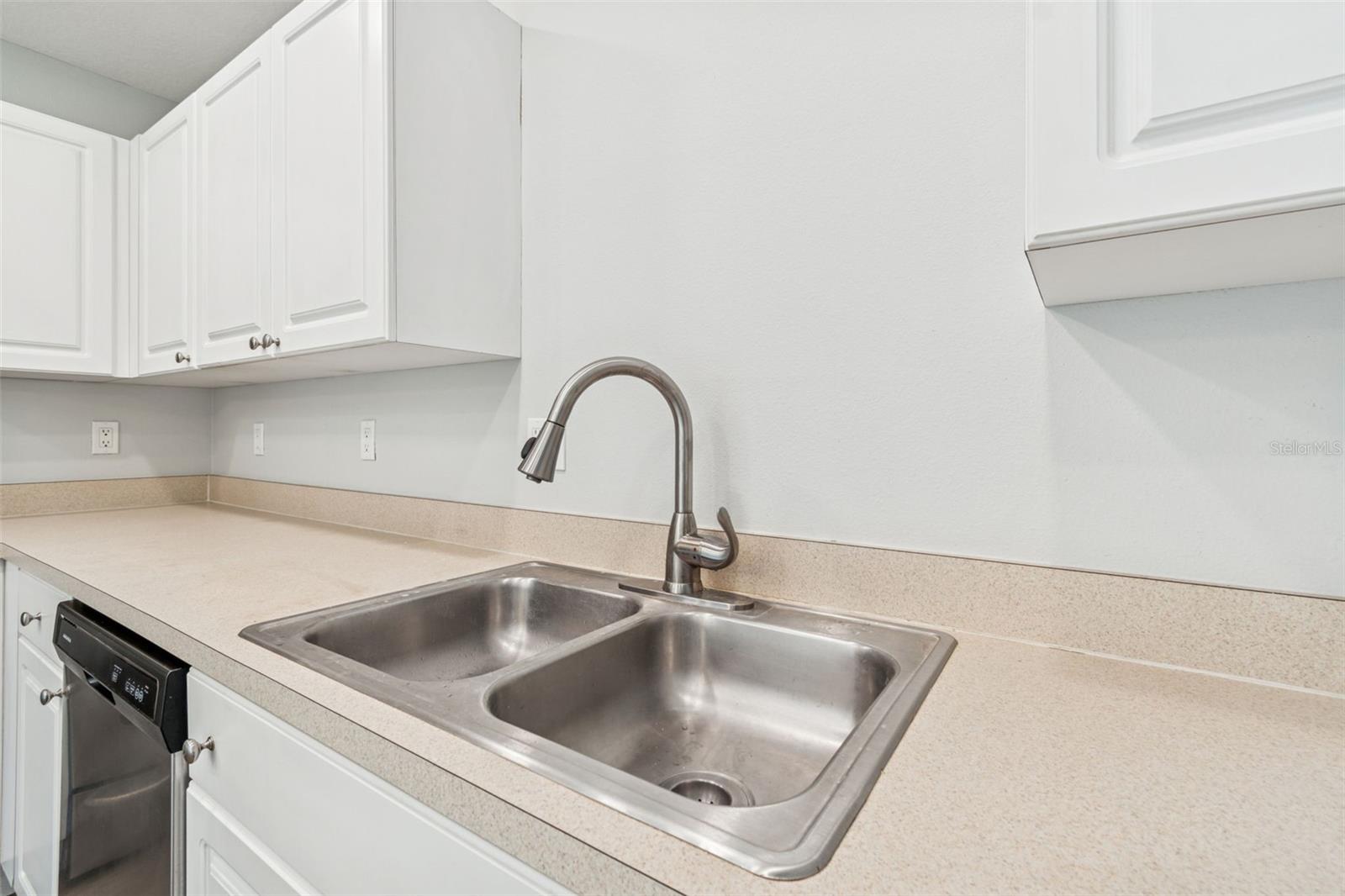 Image 24 of 70 For 4508 Redcoat Drive