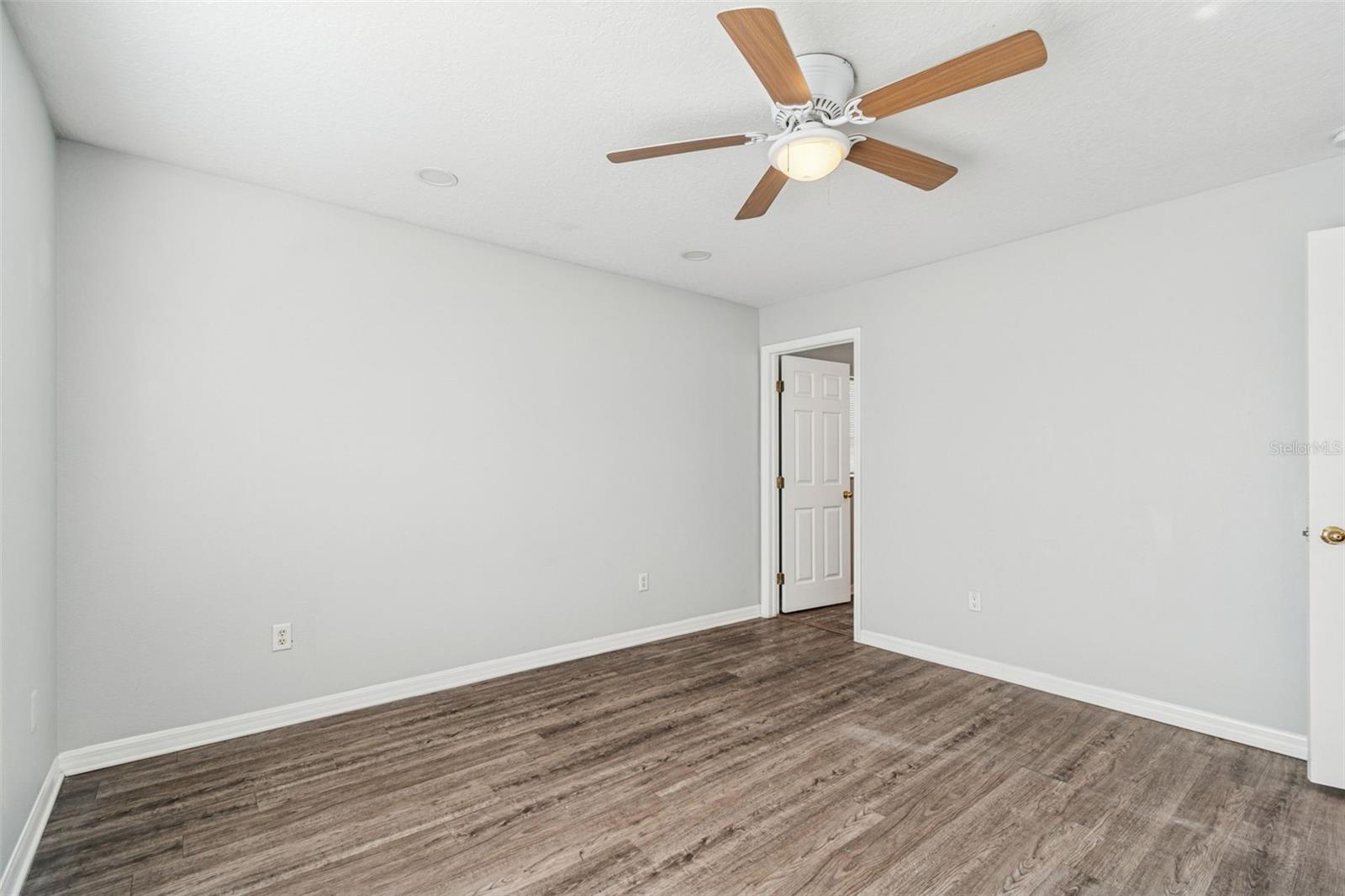 Image 28 of 70 For 4508 Redcoat Drive