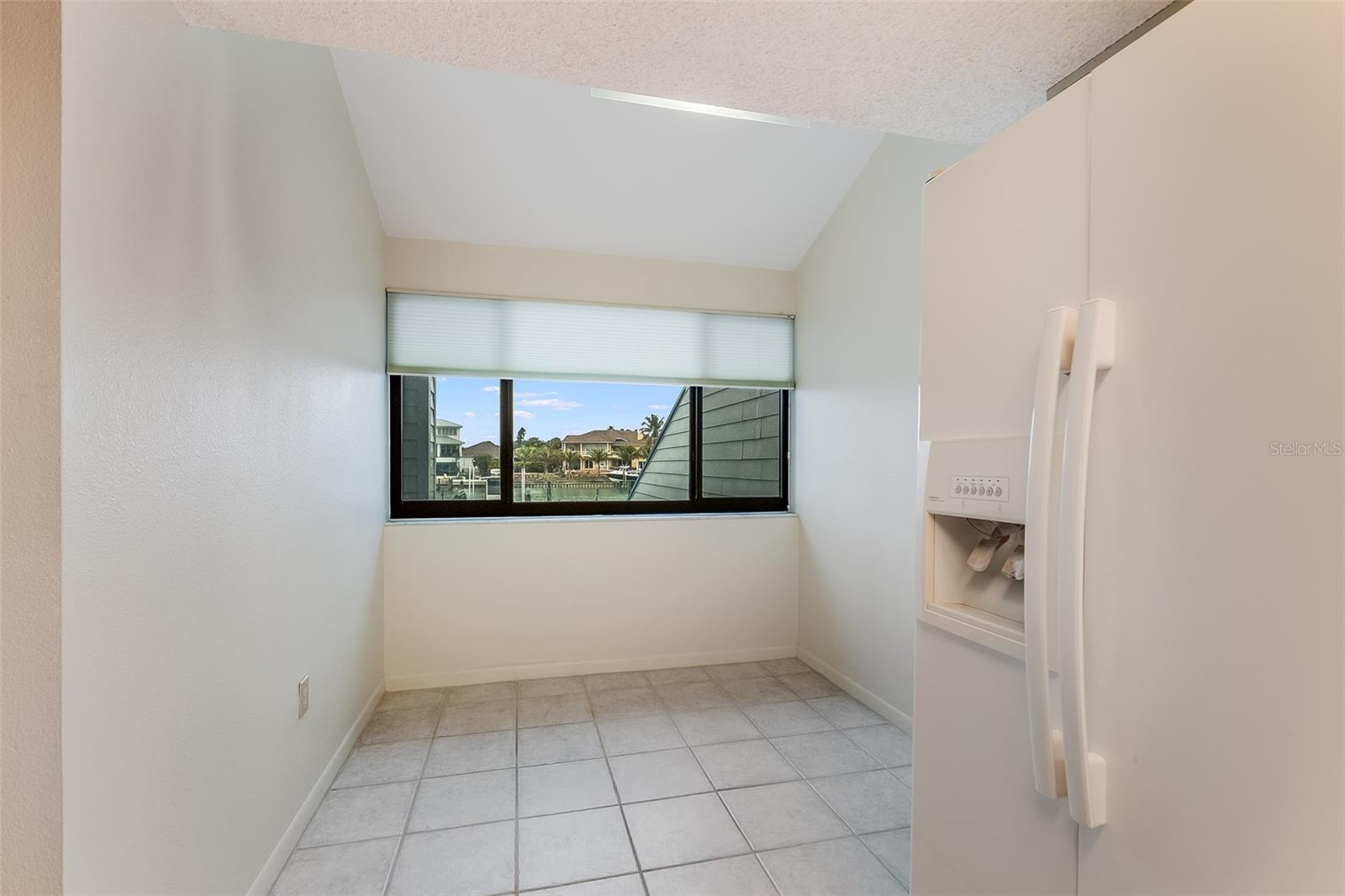 Image 11 of 35 For 900 Pinellas Bayway S 109