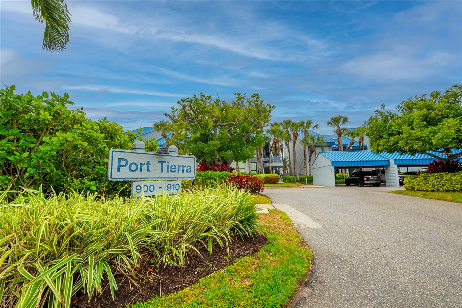 Image 31 of 35 For 900 Pinellas Bayway S 109