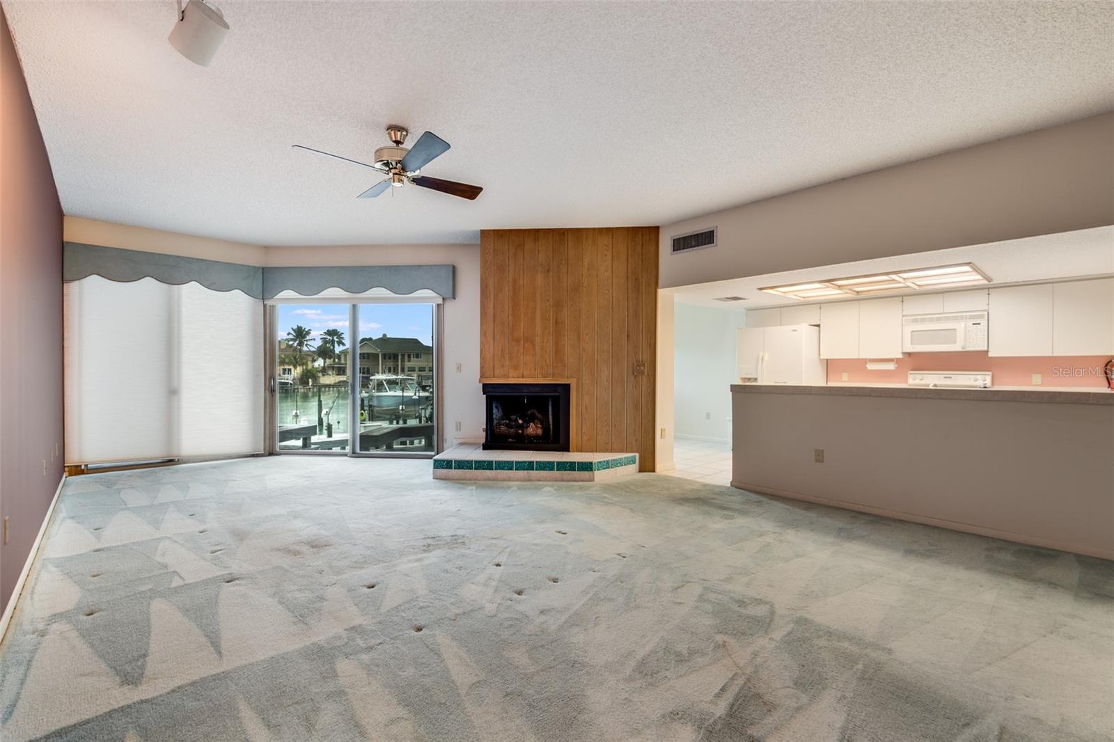 Image 7 of 35 For 900 Pinellas Bayway S 109