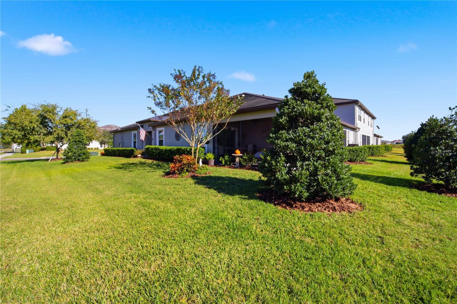 Image 10 of 91 For 10320 Echo Dock Loop