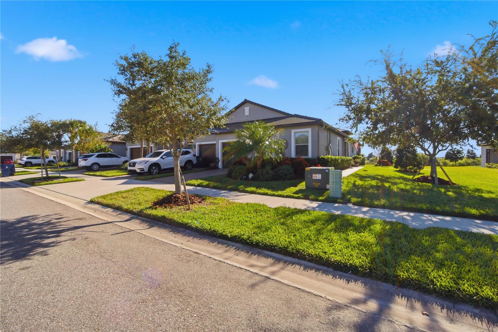 Image 6 of 91 For 10320 Echo Dock Loop