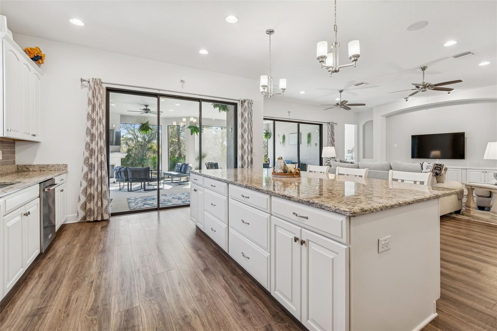 Image 13 of 83 For 8723 Sorano Villa Drive