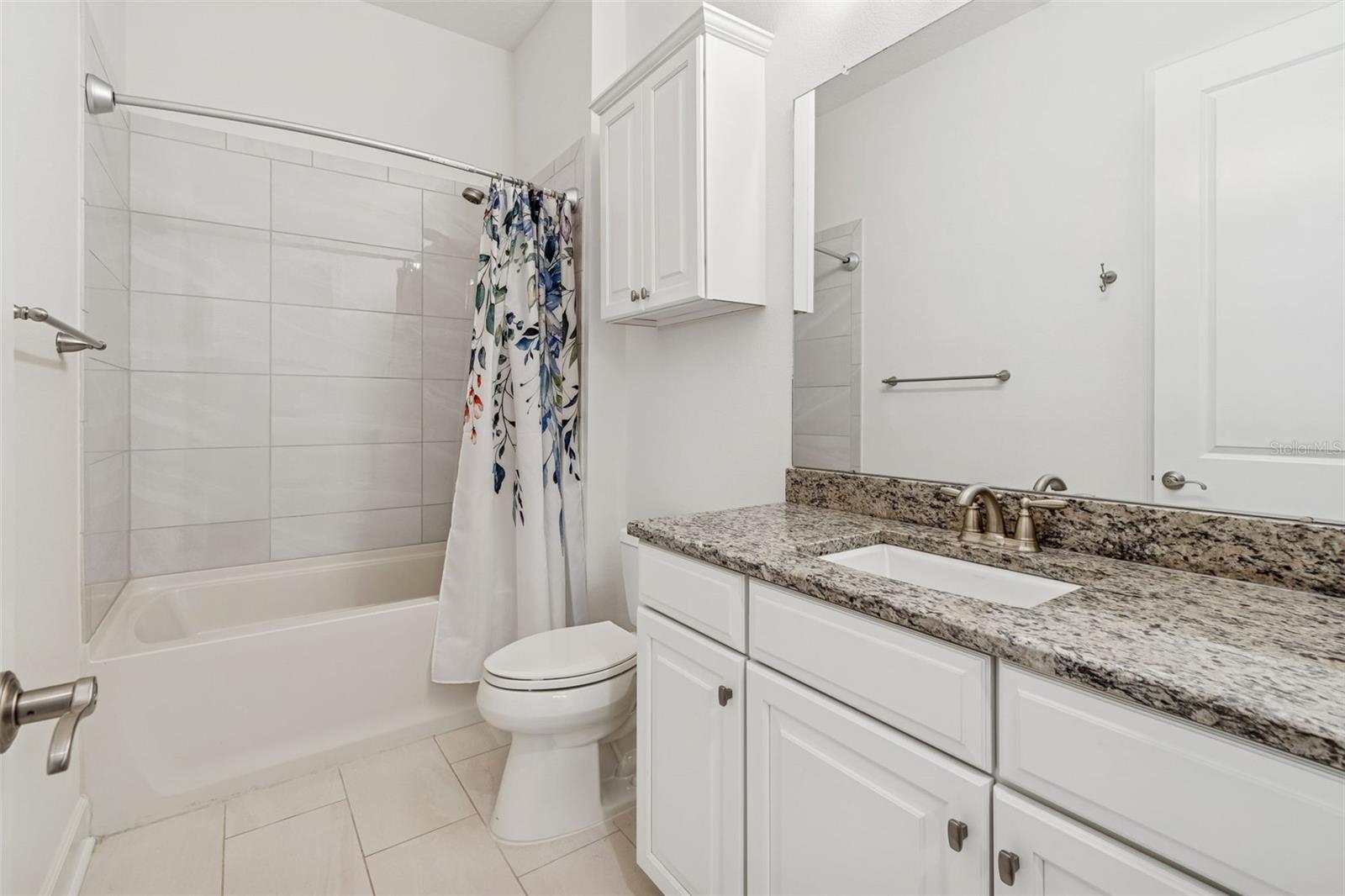 Image 32 of 83 For 8723 Sorano Villa Drive