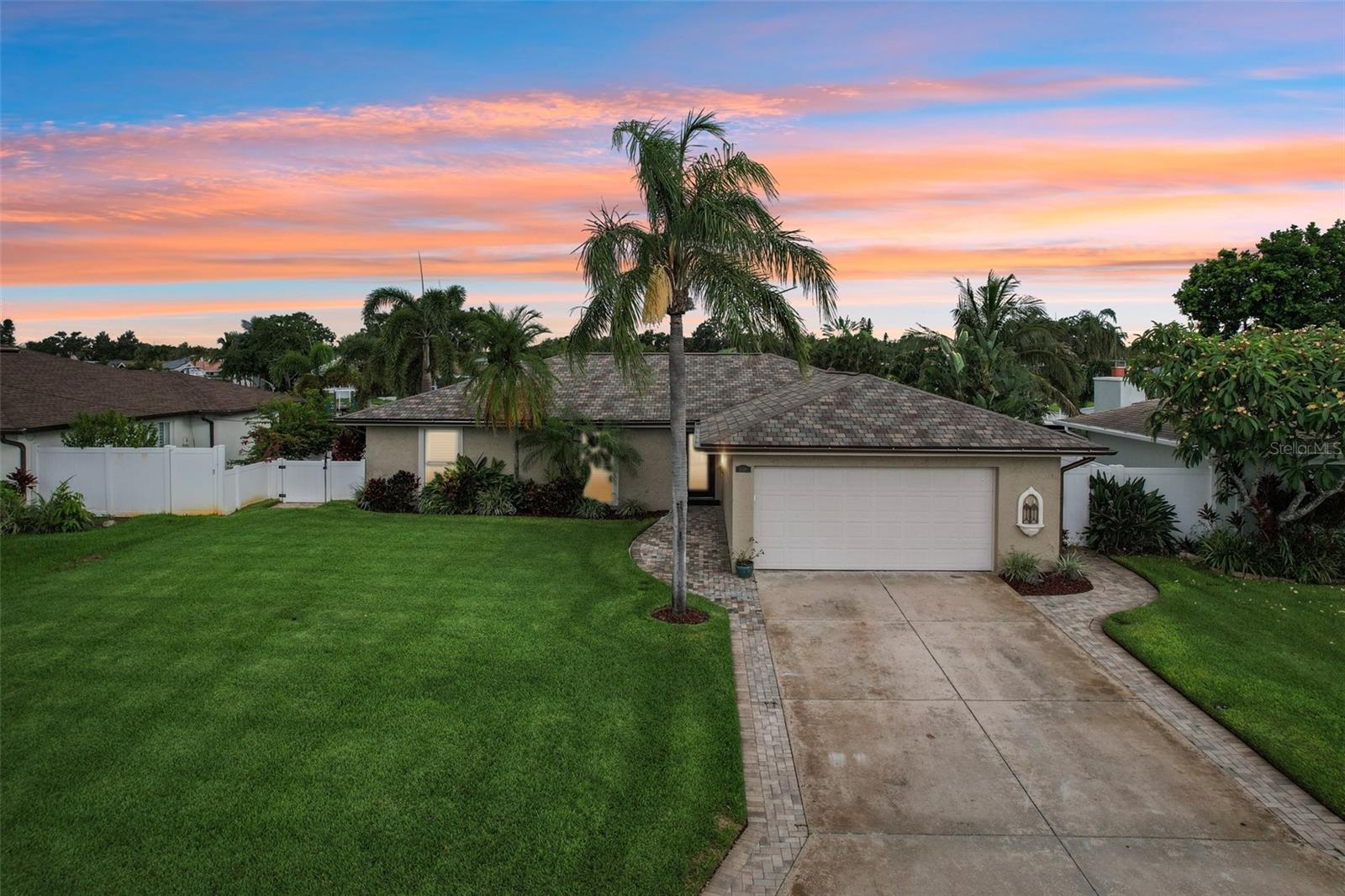 Details for 5036 Dover Street Ne, ST PETERSBURG, FL 33703