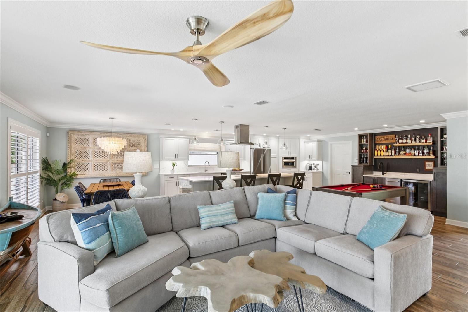 Image 5 of 41 For 5036 Dover Street Ne