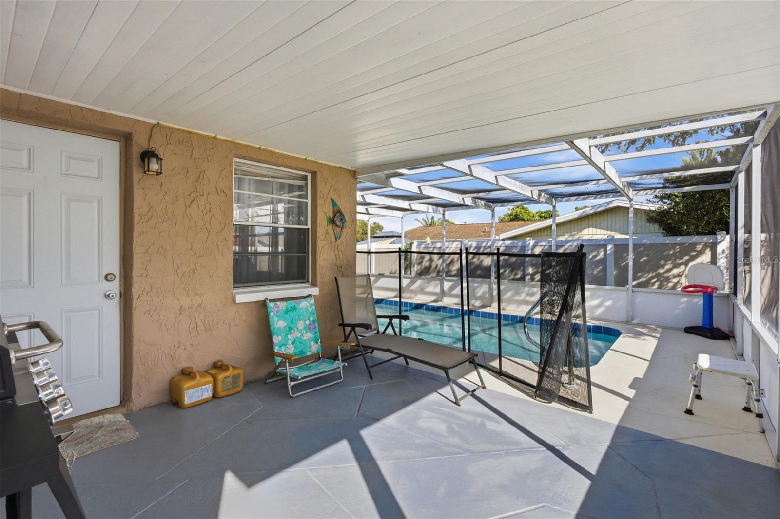 Image 11 of 57 For 4904 Elmwood Street