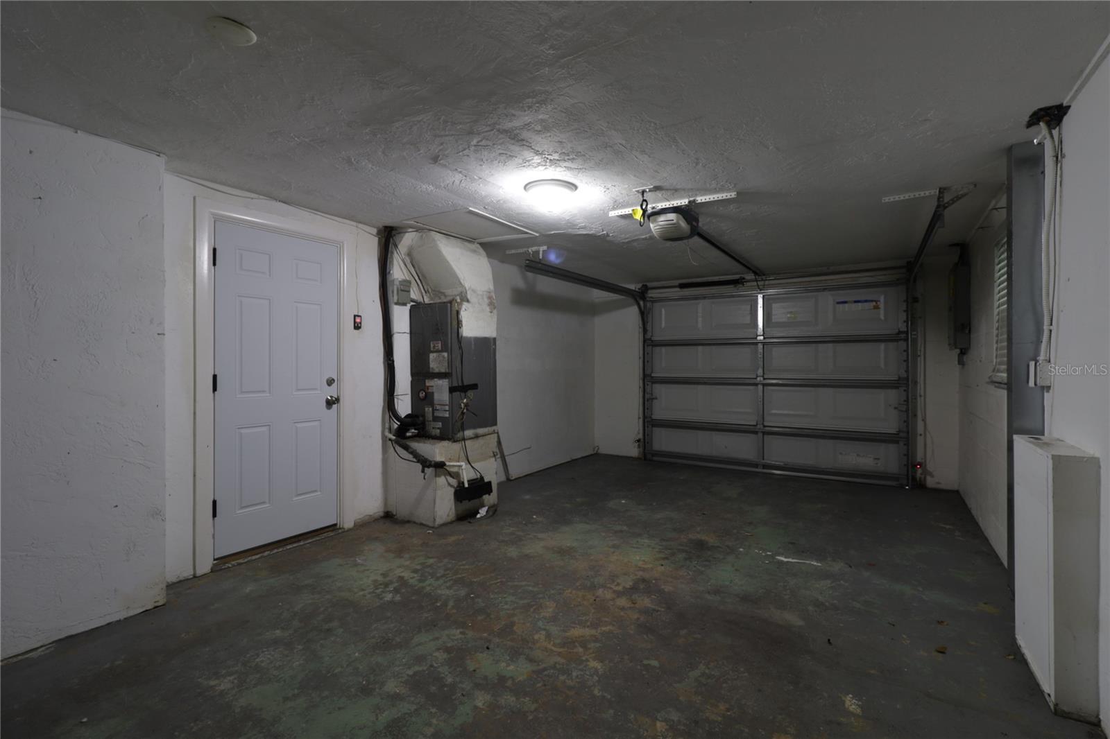 Image 14 of 20 For 8915 Chilton Drive