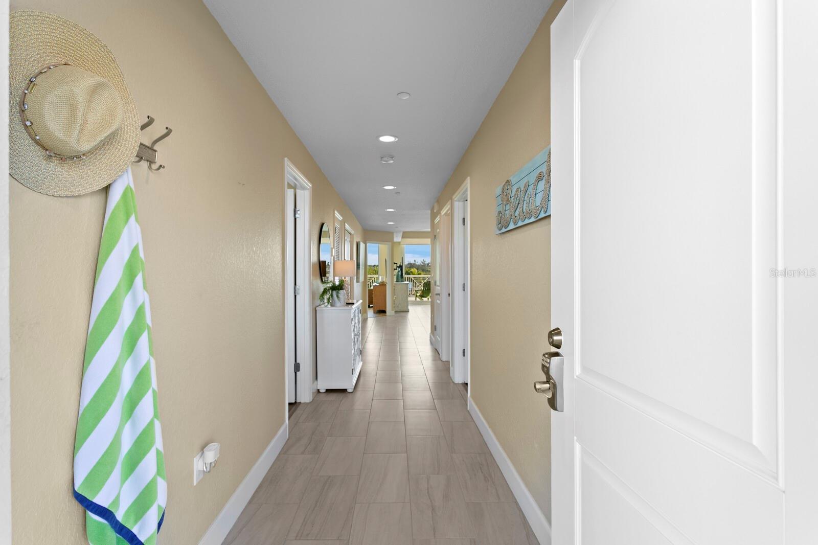 Image 86 of 88 For 19519 Gulf Boulevard 202