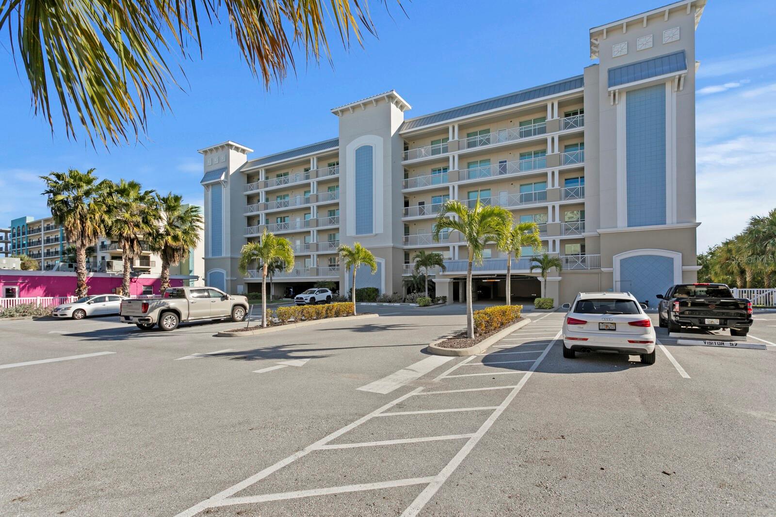 Image 87 of 88 For 19519 Gulf Boulevard 202