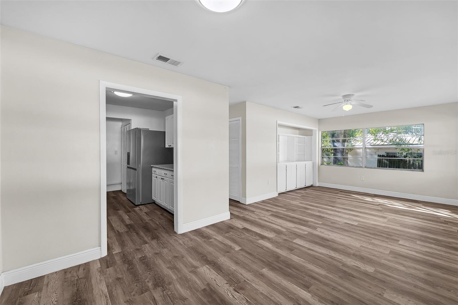 Image 13 of 31 For 902 State Rd 60 E