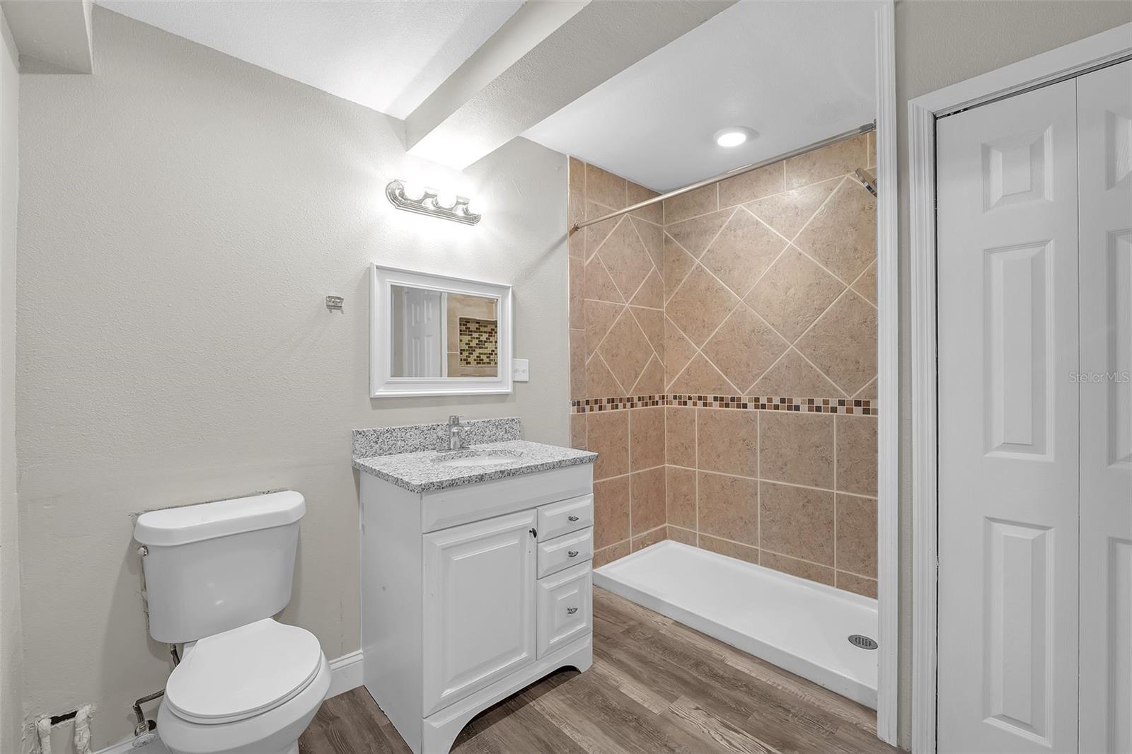 Image 29 of 31 For 902 State Rd 60 E