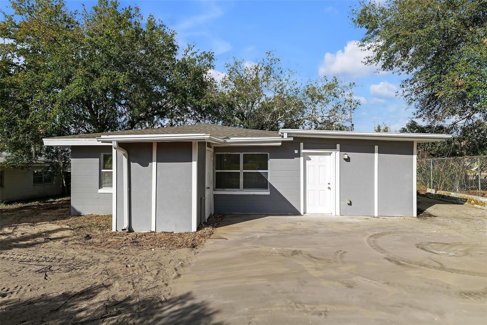 Image 6 of 31 For 902 State Rd 60 E