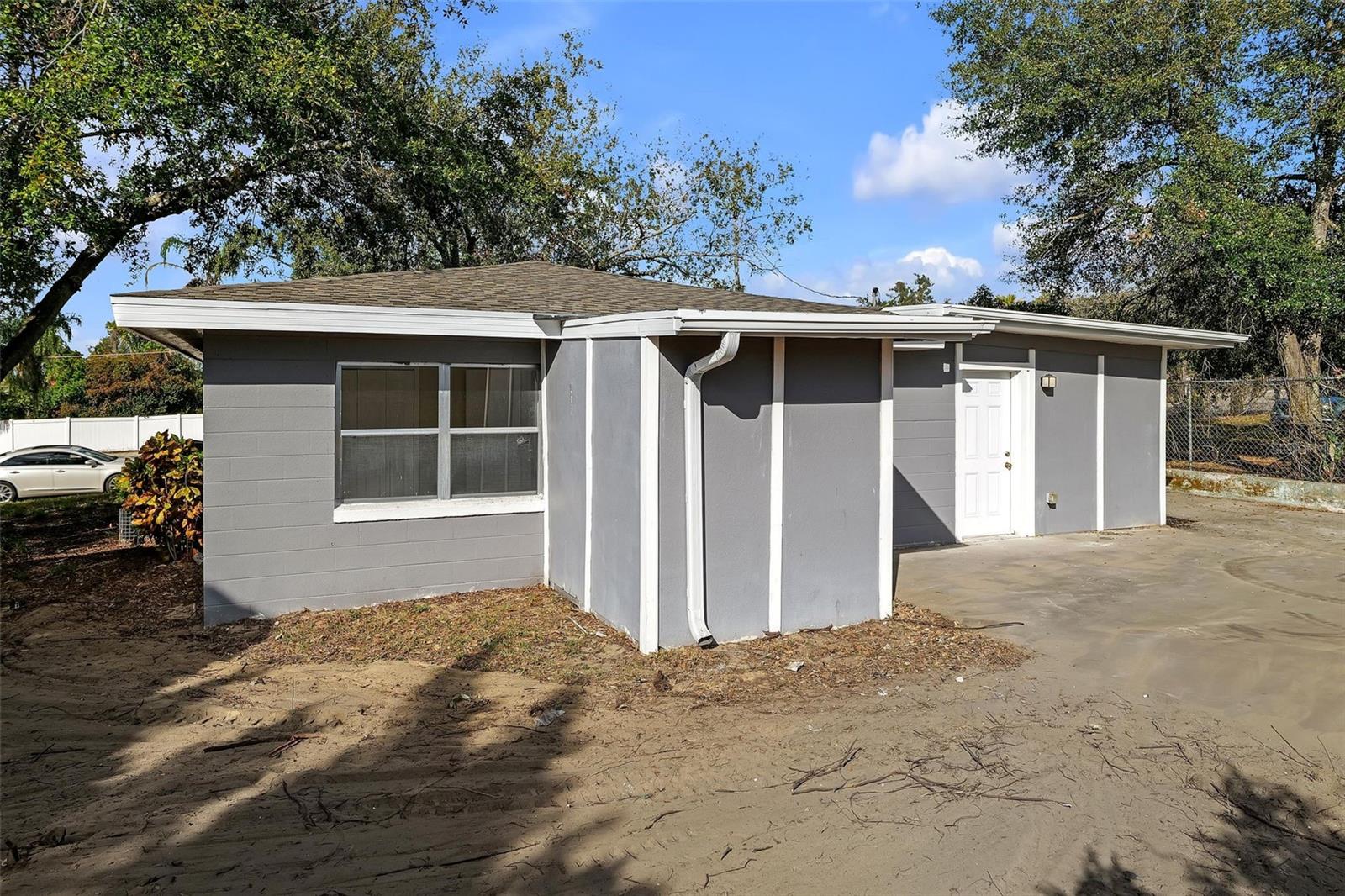 Image 7 of 31 For 902 State Rd 60 E