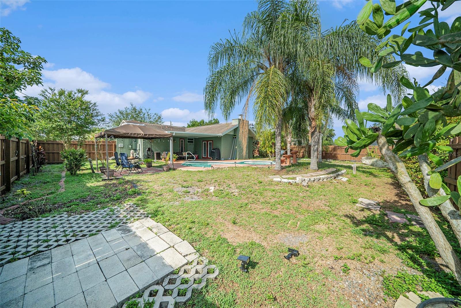 Image 21 of 34 For 1813 Nova Drive