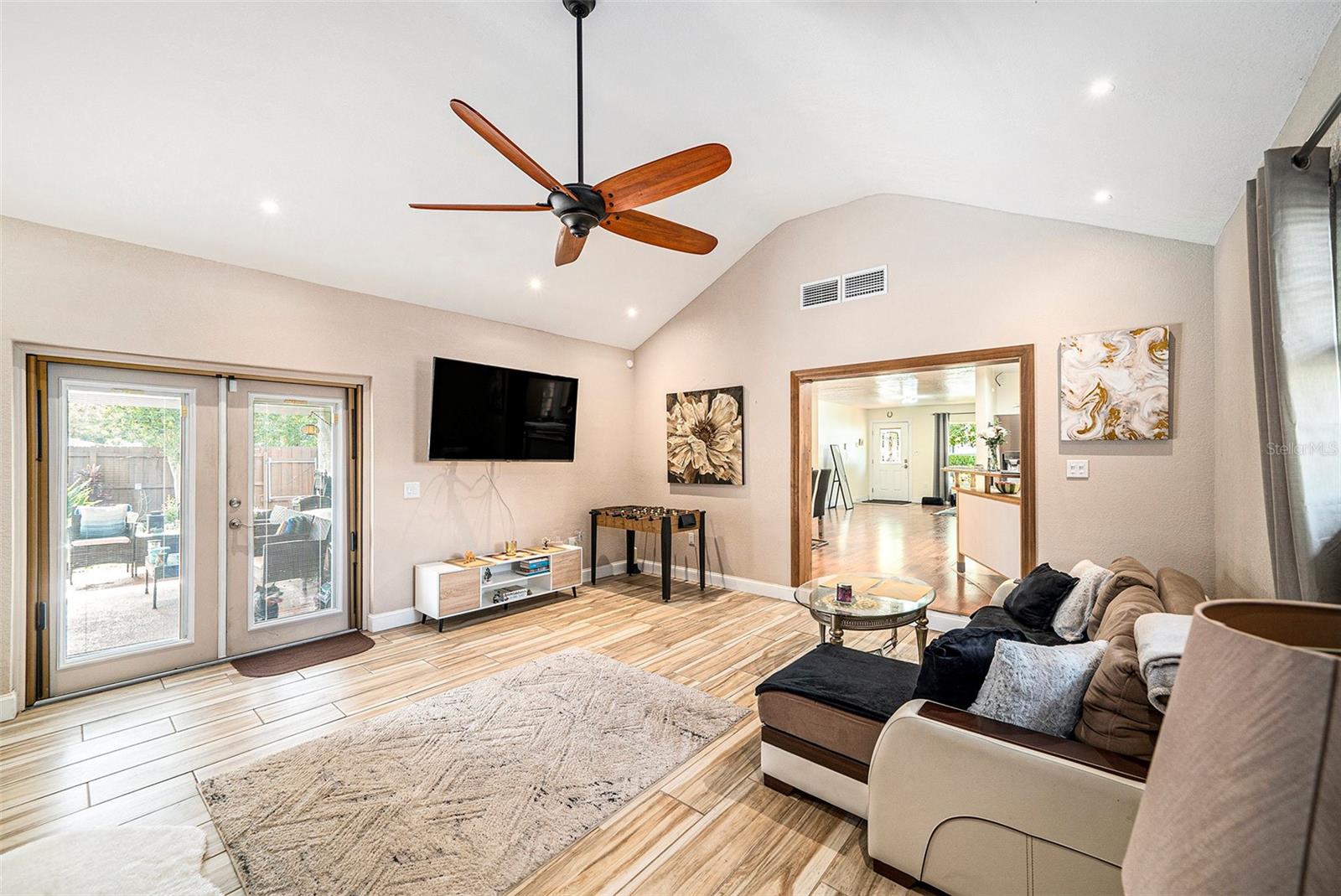 Image 9 of 34 For 1813 Nova Drive