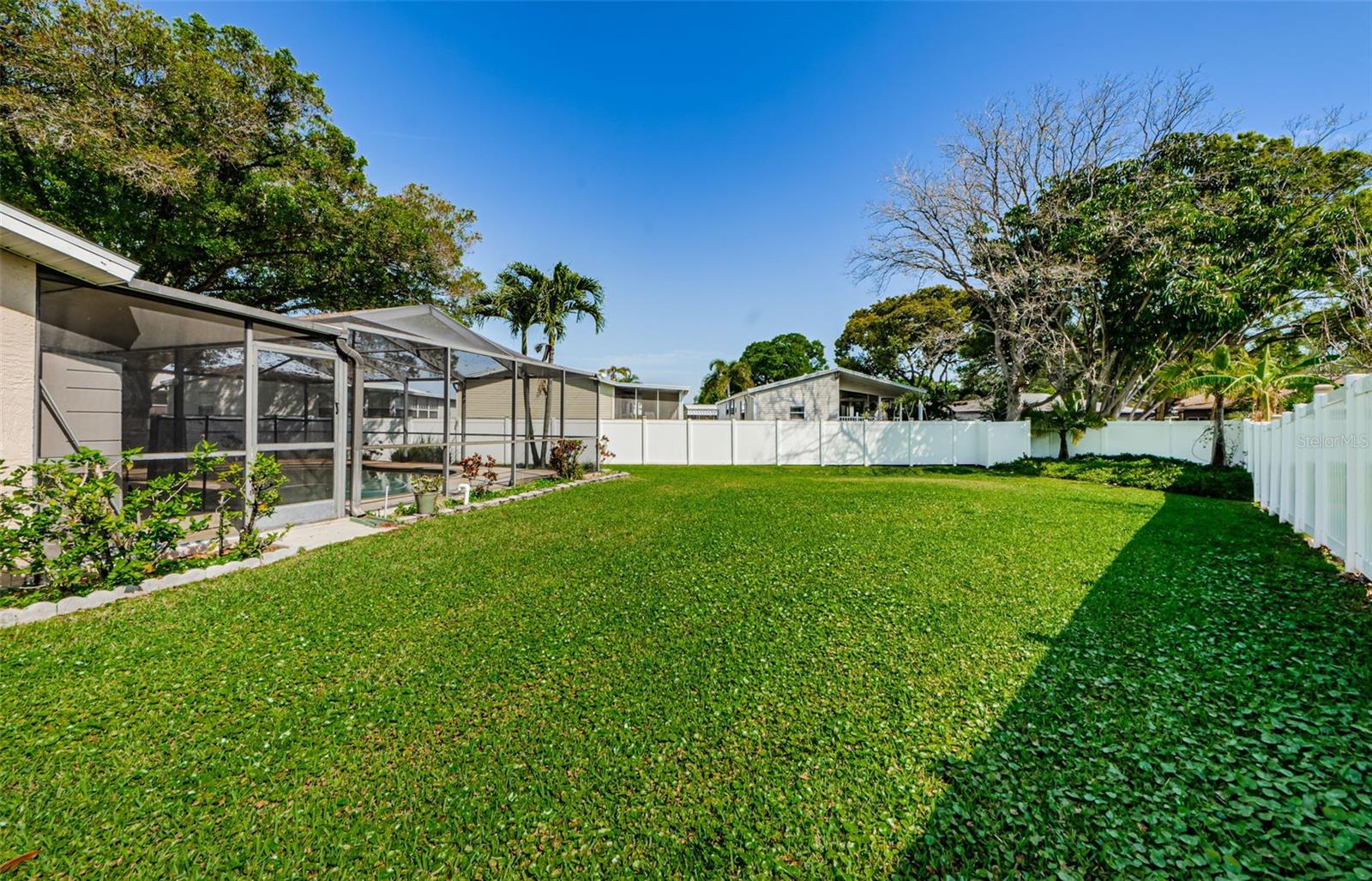 Image 4 of 17 For 6311 103rd Avenue N