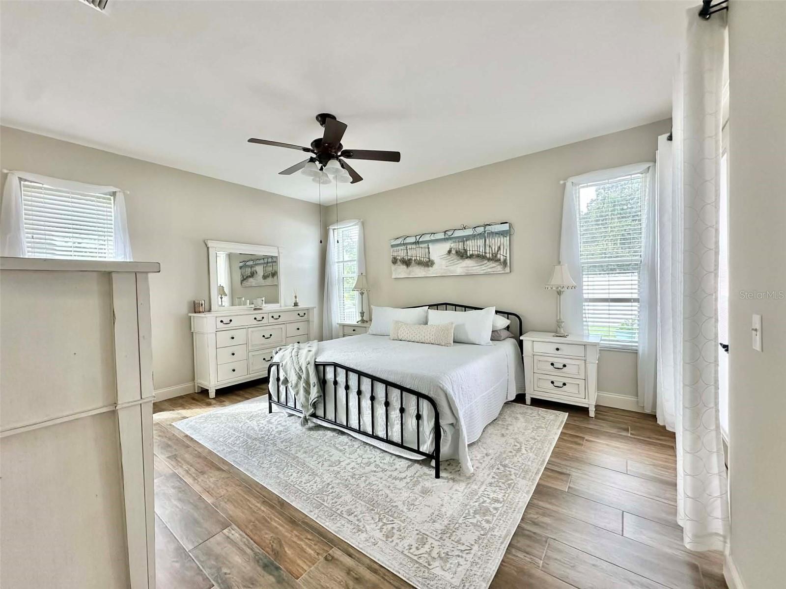 Image 24 of 69 For 3004 Minuteman Lane