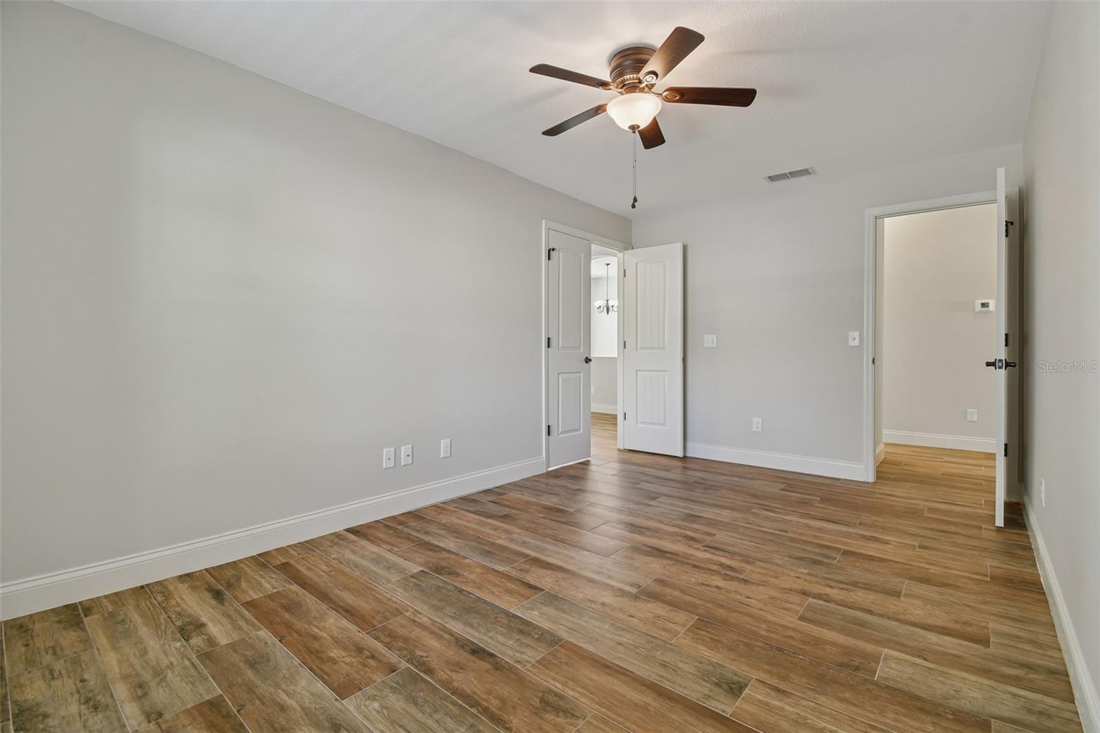 Image 36 of 69 For 3004 Minuteman Lane