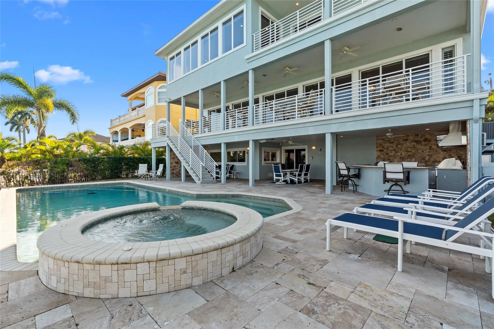 Image 31 of 49 For 557 Johns Pass Avenue