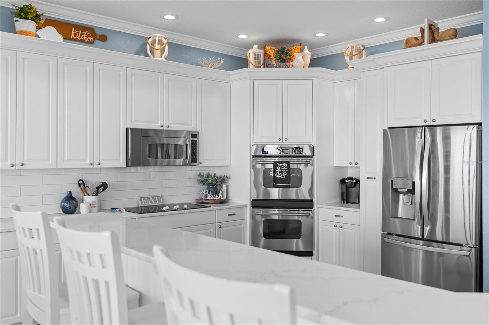 Image 8 of 49 For 557 Johns Pass Avenue