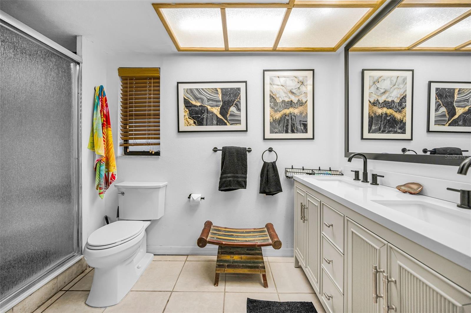 Image 30 of 46 For 2280 Colonial Boulevard W