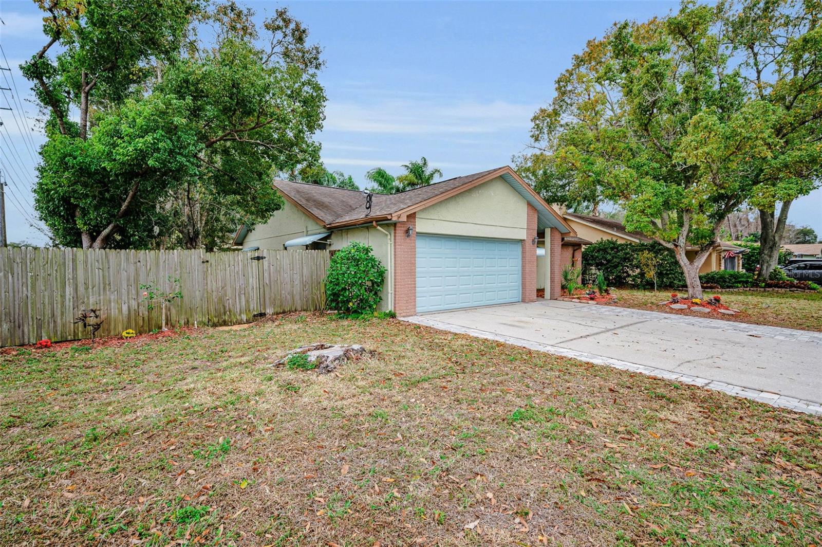 Image 7 of 46 For 2280 Colonial Boulevard W